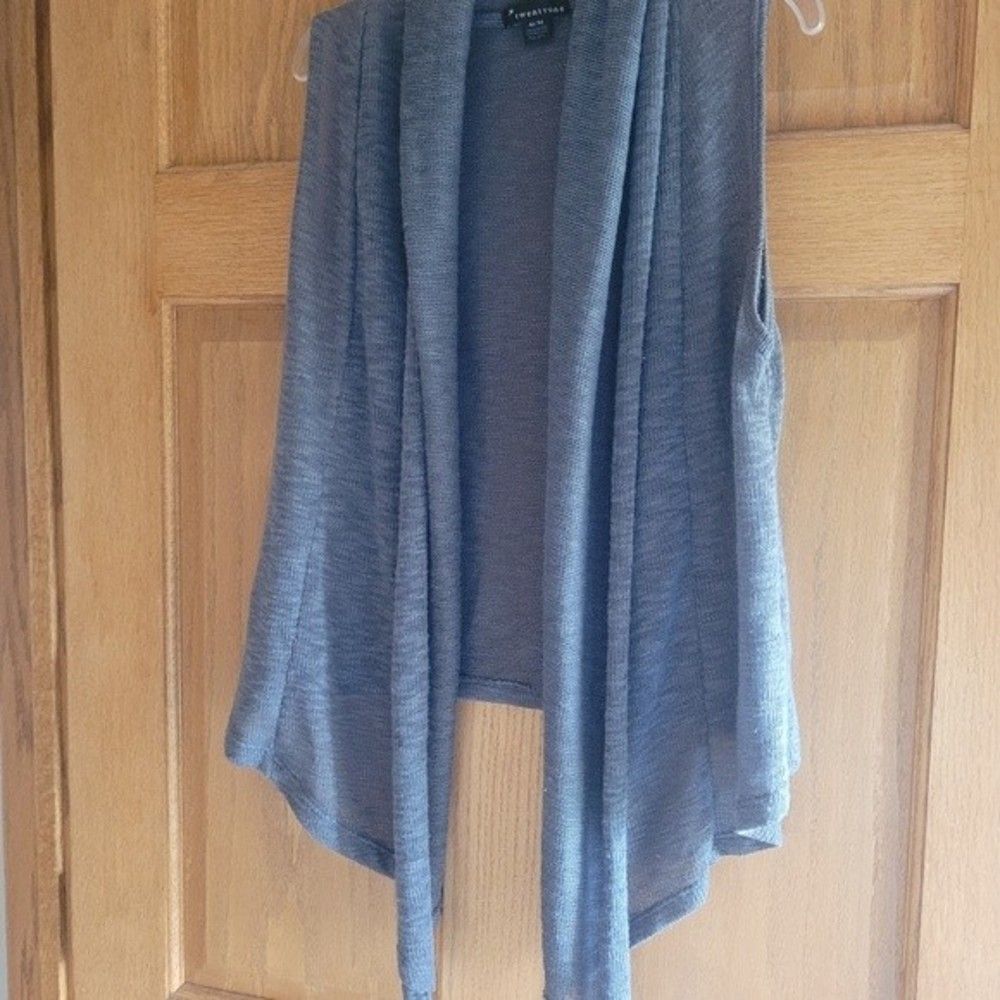 Twentyone Vest solid medium gray waterfall open front top med M womens